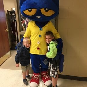 Meet your Posher, Regina